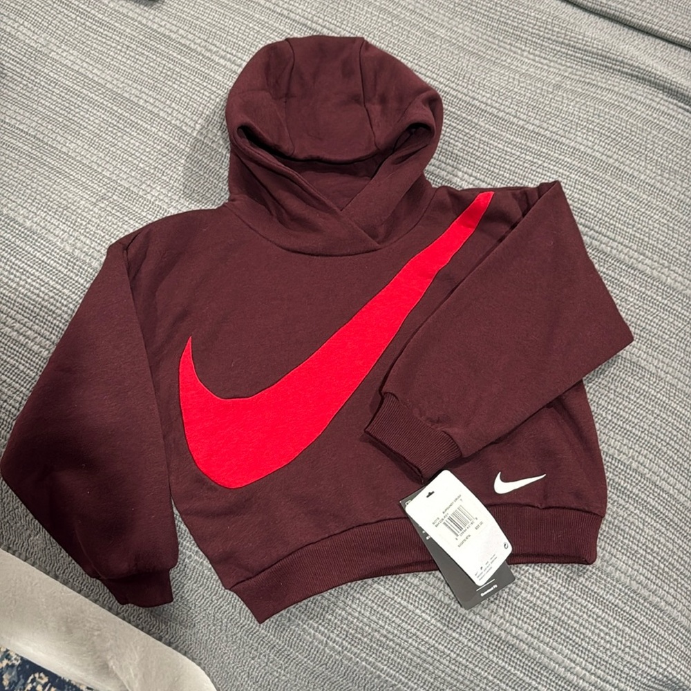 Nike burgundy crush size 7 hoodie